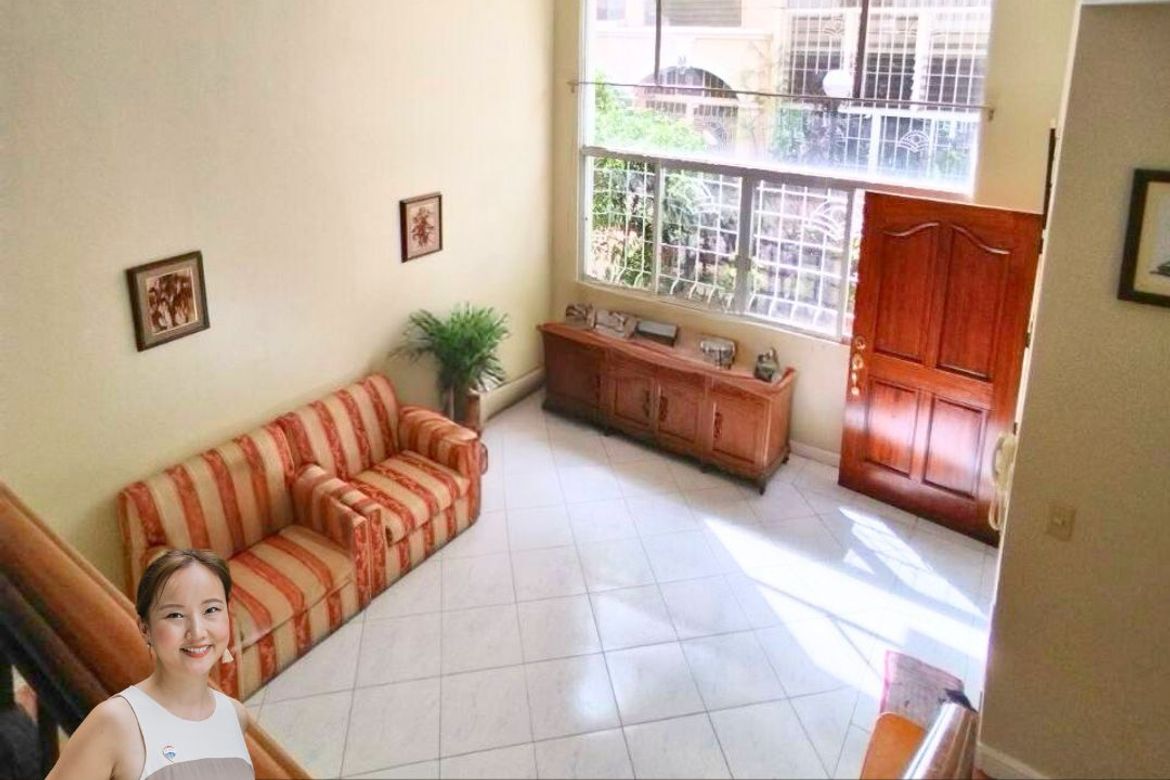 4 Bedroom Townhouse for Sale in Balong-Bato, San Juan, Metro Manila near LRT-2 J. Ruiz