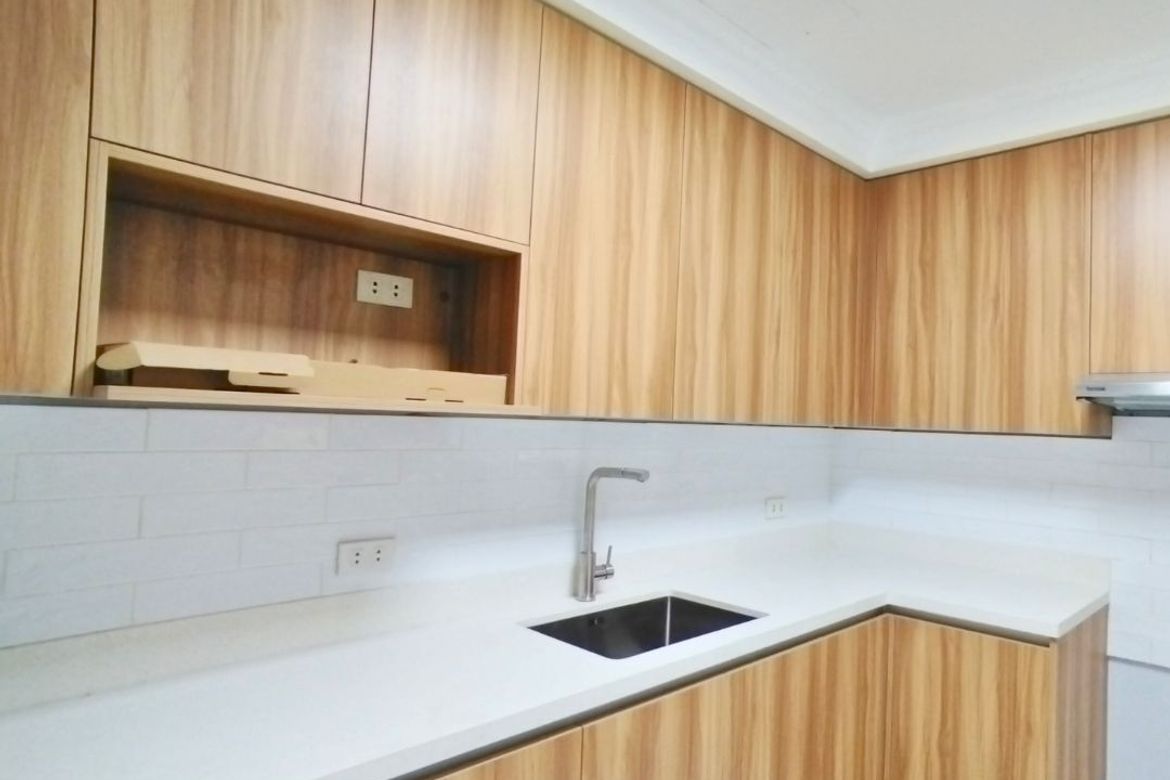 4 Bedroom Townhouse for Sale in Balong-Bato, San Juan, Metro Manila near LRT-2 J. Ruiz – photo 3