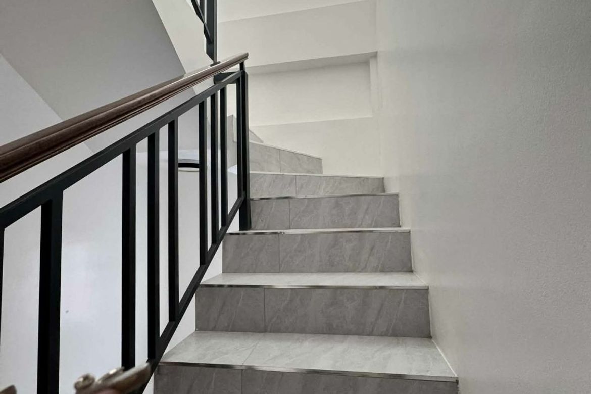 4 Bedroom Townhouse for Sale in Barangay 174, Caloocan, Metro Manila – photo 8