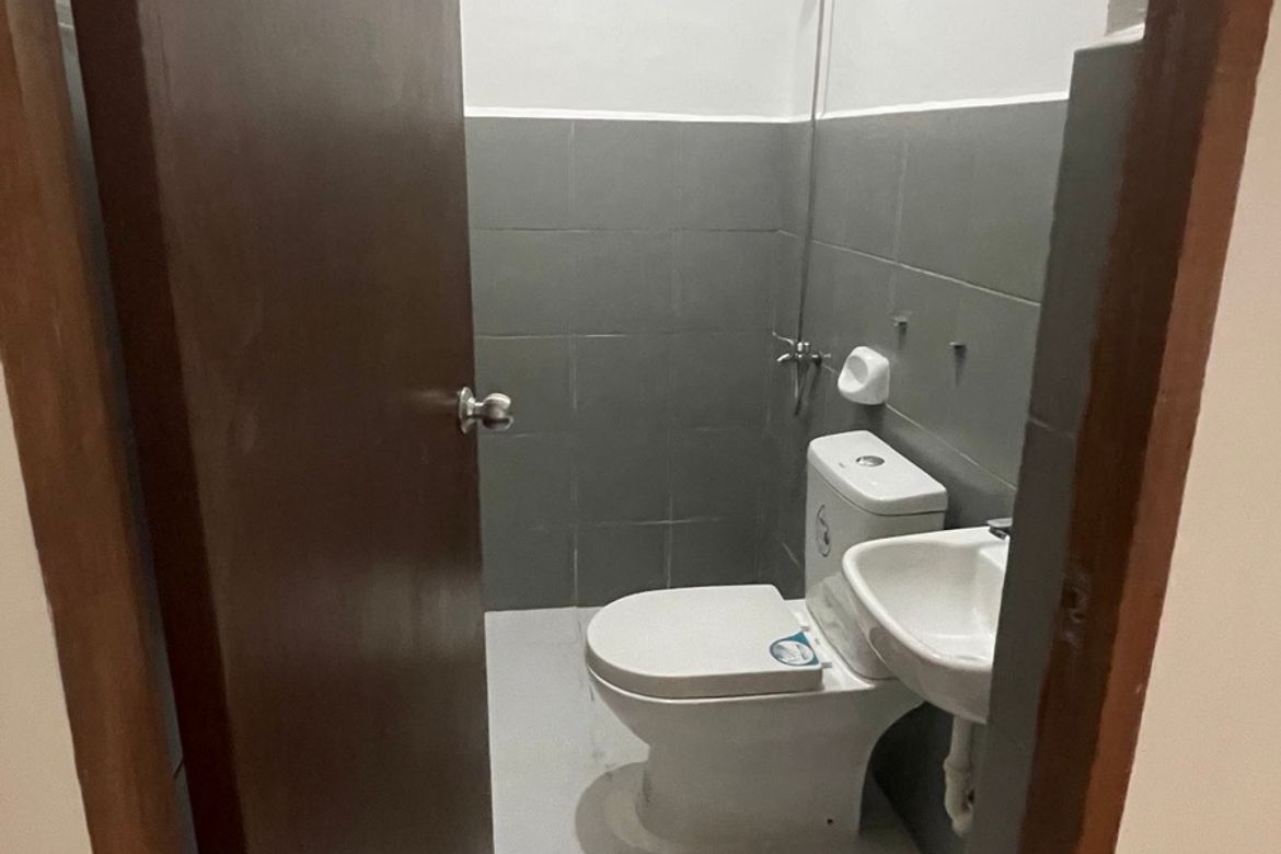 4 Bedroom Townhouse for Sale in BF Homes, Parañaque, Metro Manila – photo 2
