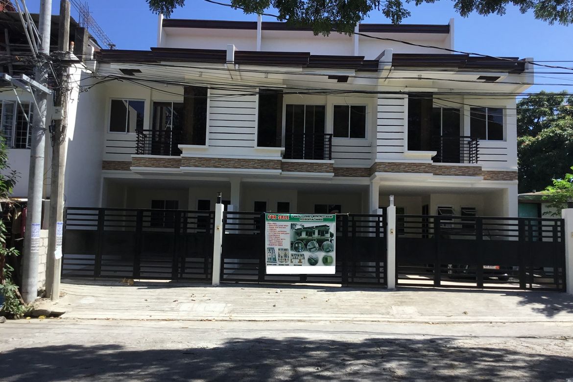 4 Bedroom Townhouse for Sale in BF Homes, Parañaque, Metro Manila