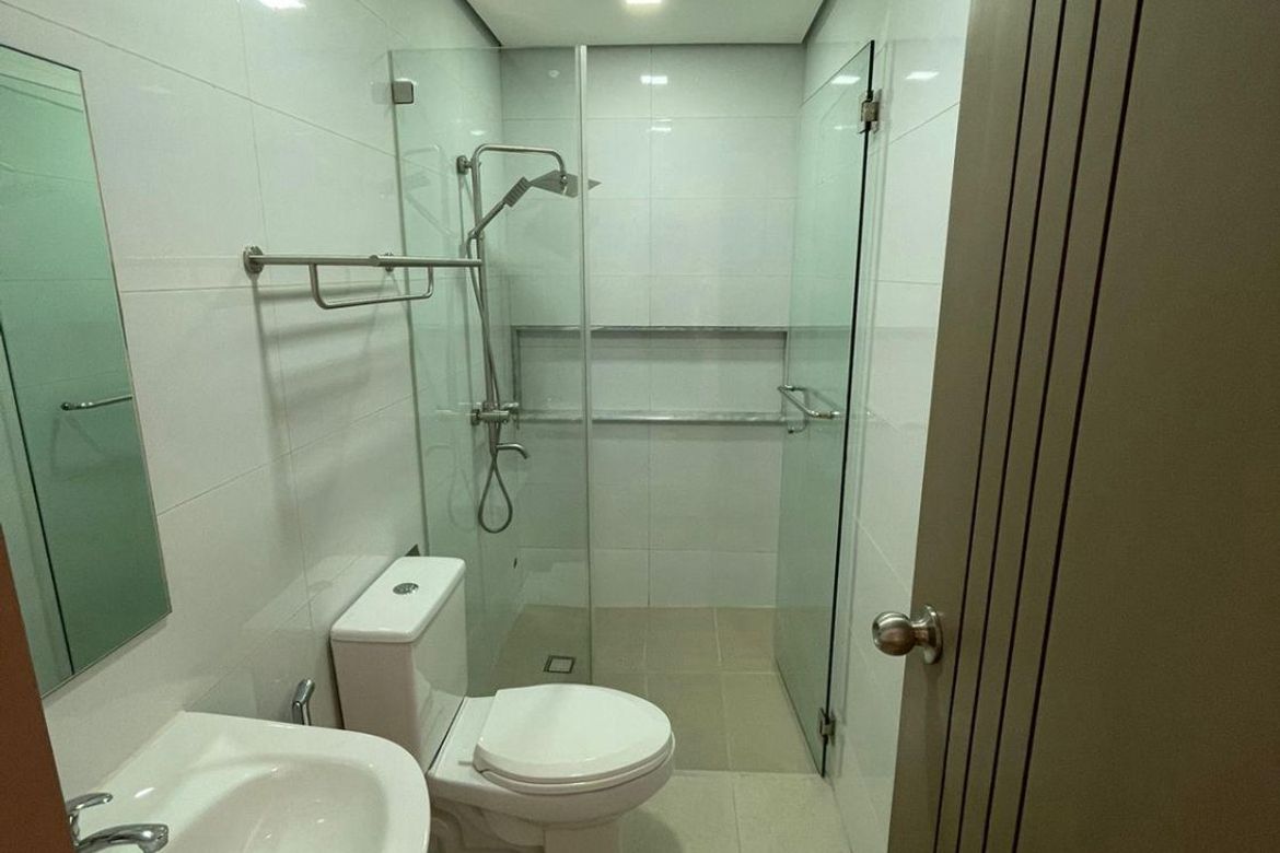 4 Bedroom Townhouse for Sale in Cometa, Quezon, Quezon – photo 7
