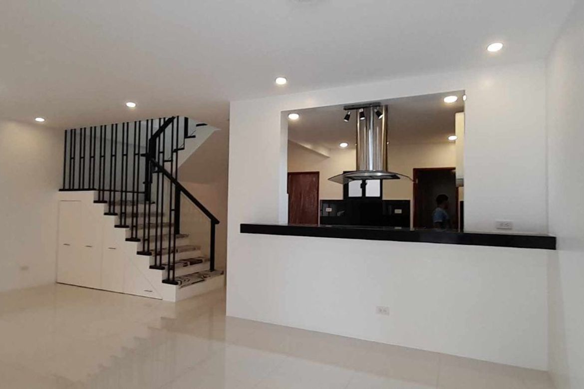 4 Bedroom Townhouse for Sale in Concepcion Dos, Marikina, Metro Manila – photo 2