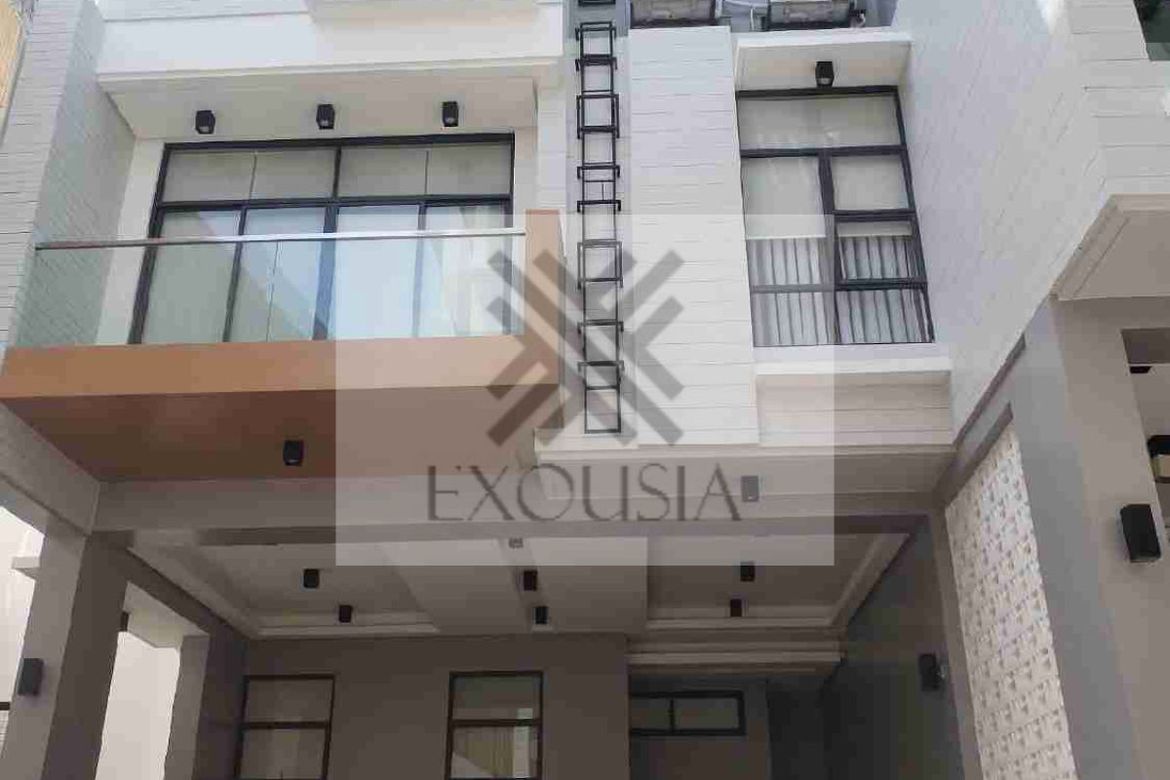 4 Bedroom Townhouse for Sale in Corazon de Jesus, San Juan, Metro Manila near LRT-2 J. Ruiz – photo 2