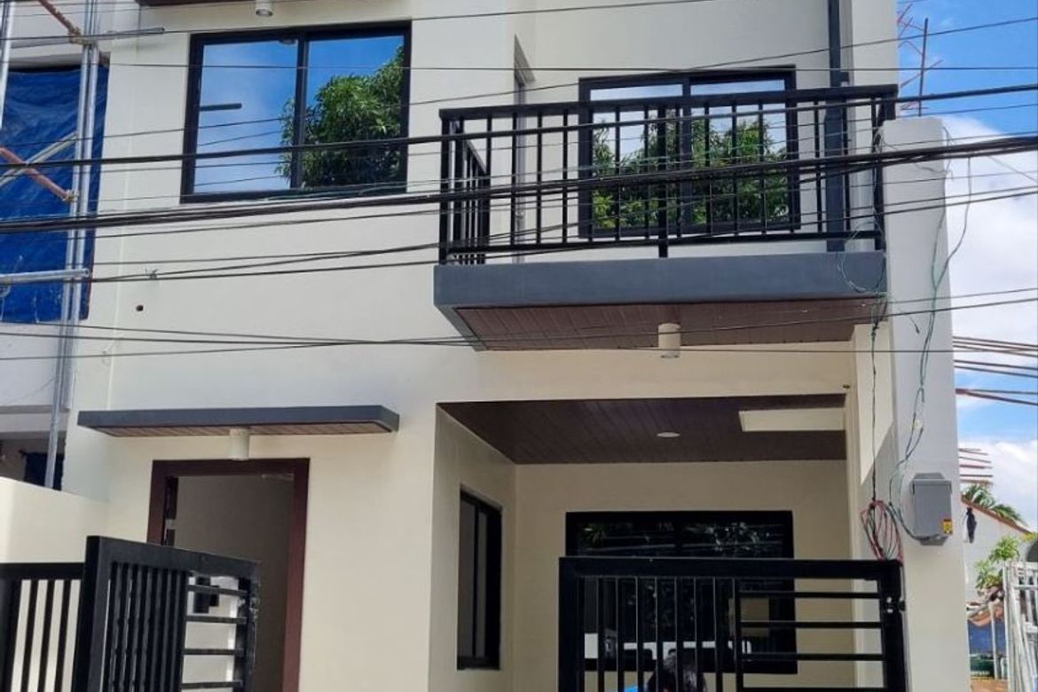 4 Bedroom Townhouse for Sale in Don Bosco, Parañaque, Metro Manila