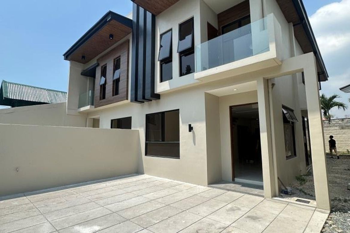 4 Bedroom Townhouse for Sale in Don Bosco, Parañaque, Metro Manila – photo 3