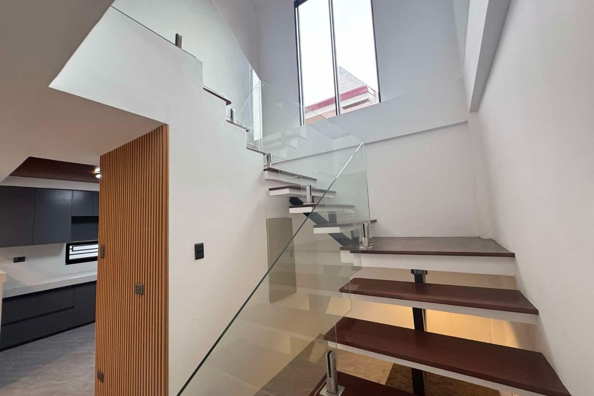 4 Bedroom Townhouse for Sale in Don Jose, Santa Rosa, Laguna – photo 6