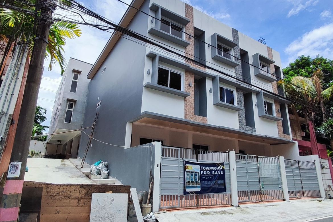 4 Bedroom Townhouse for Sale in Fortune, Marikina, Metro Manila – photo 2