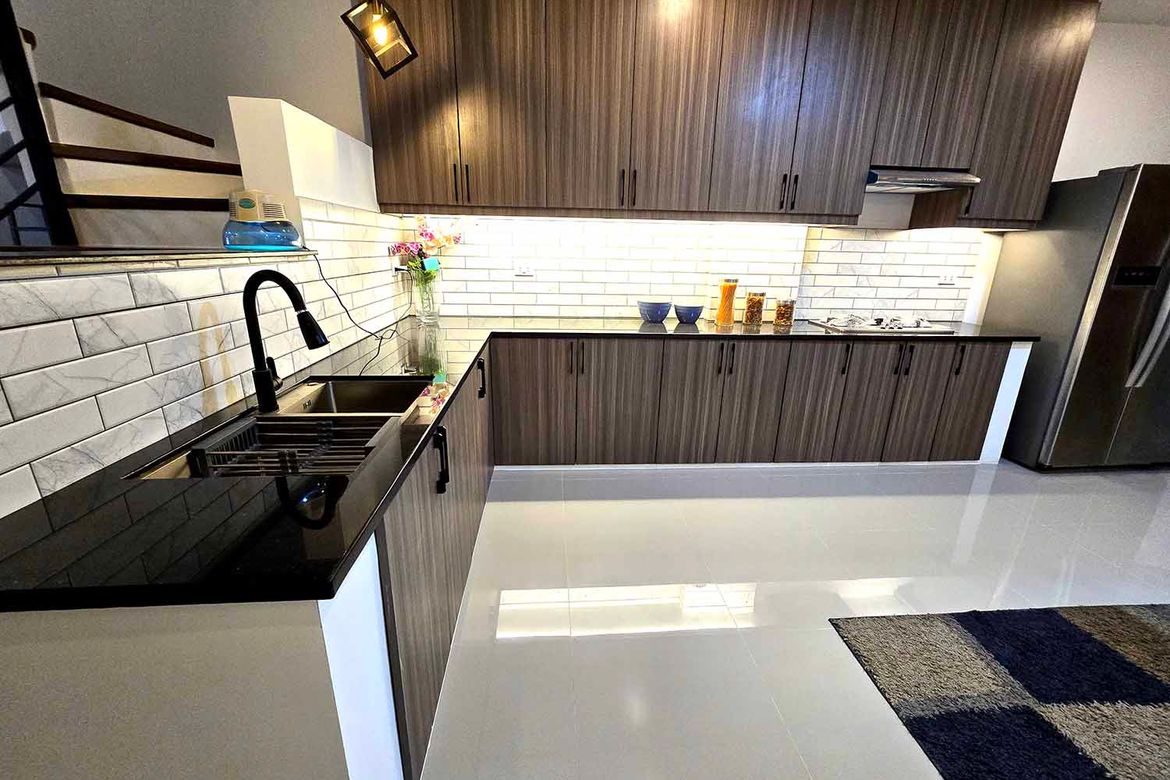 4 Bedroom Townhouse for Sale in Greater Lagro, Quezon City, Metro Manila – photo 8