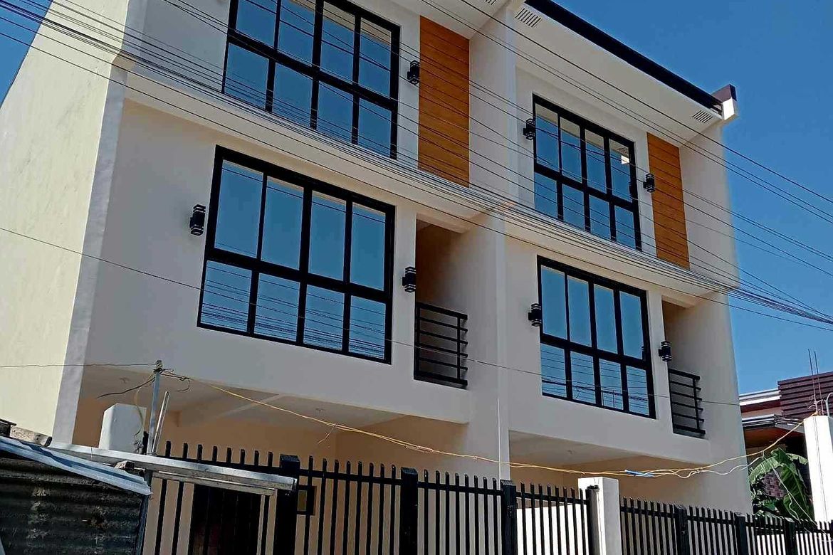 4 Bedroom Townhouse for Sale in Greenland Newtown, San Pedro, Angono, Rizal
