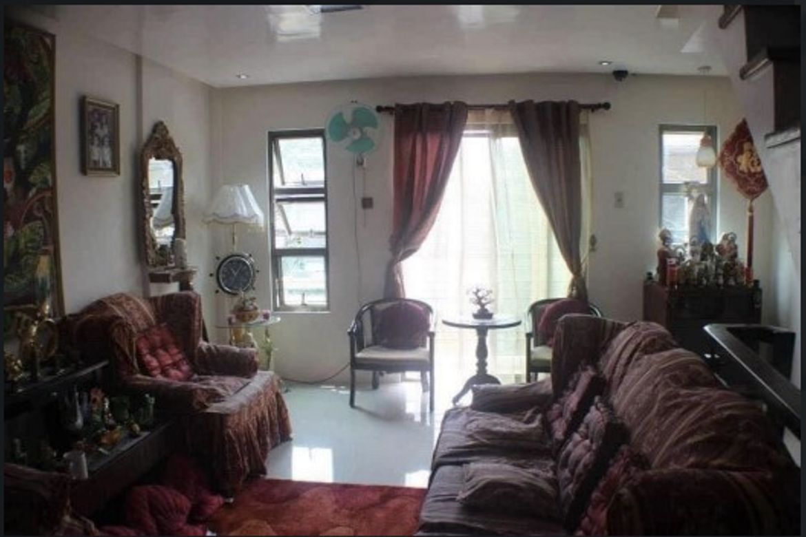 4 Bedroom Townhouse for Sale in Hagdang Bato Itaas, Mandaluyong, Metro Manila – photo 3