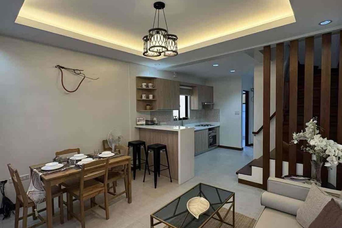 4 Bedroom Townhouse for Sale in Holy Spirit, Quezon City, Metro Manila – photo 2