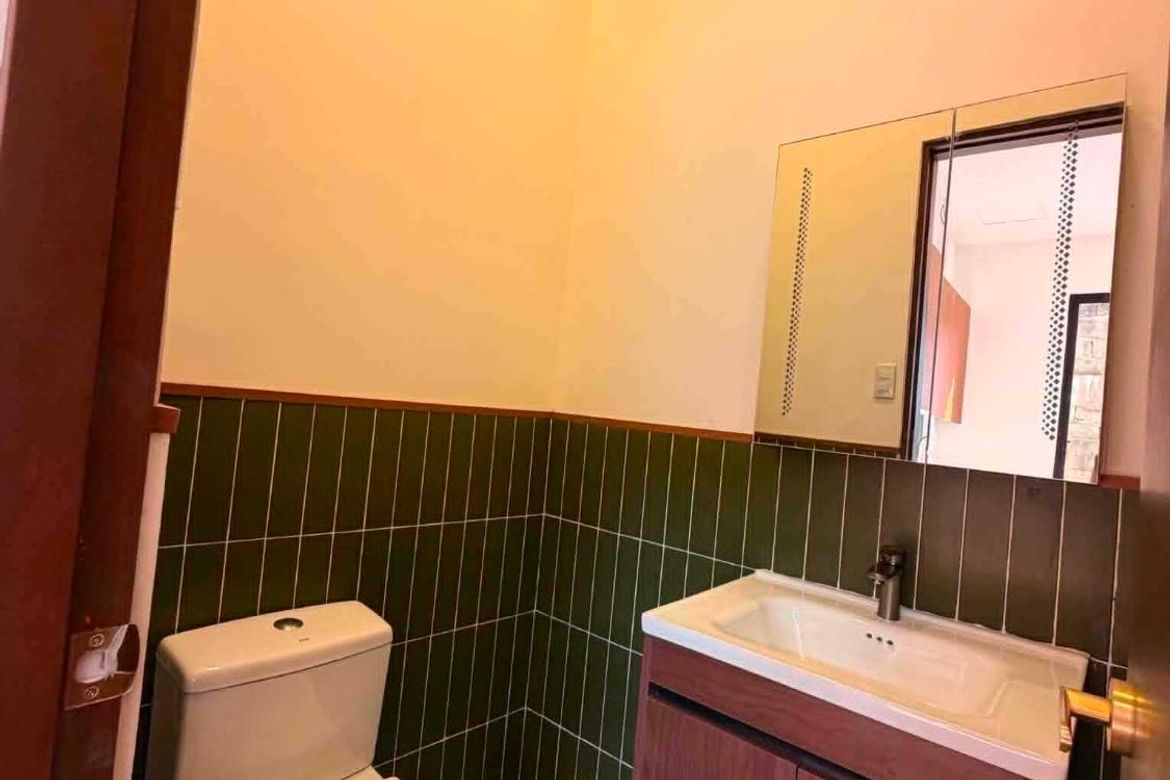 4 Bedroom Townhouse for Sale in Industrial Valley, Marikina, Metro Manila near LRT-2 Santolan – photo 4