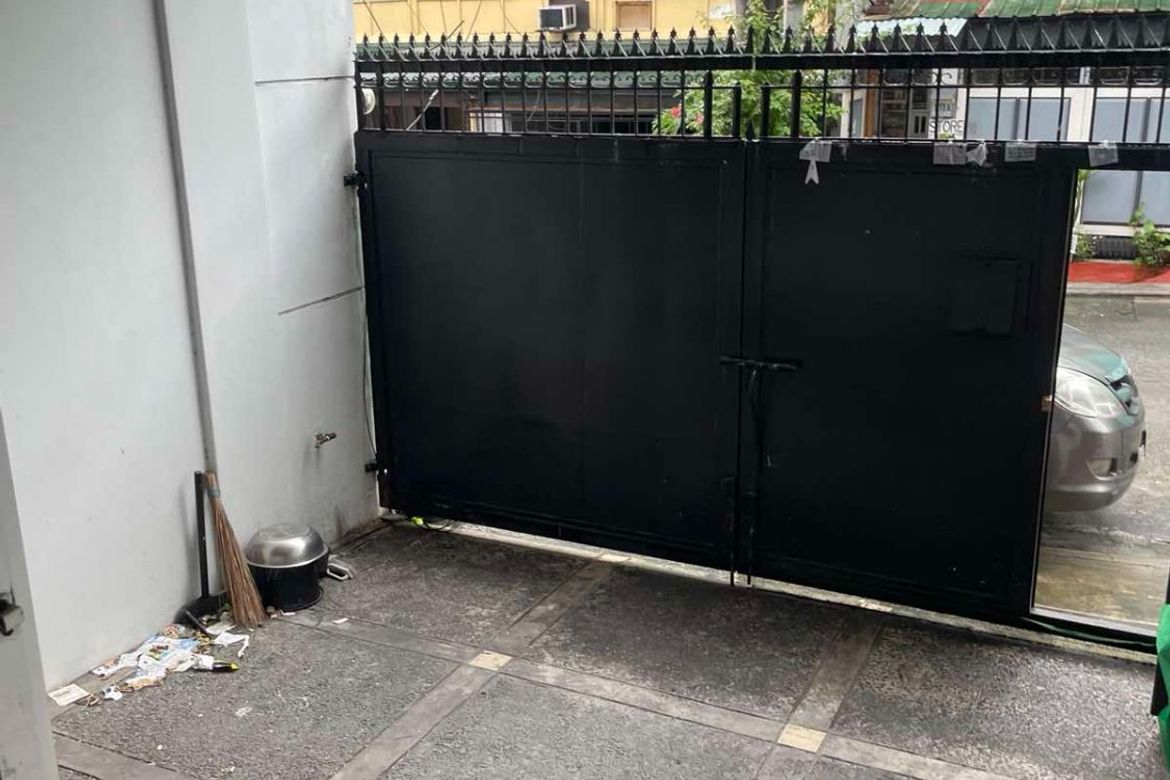 4 Bedroom Townhouse for Sale in Kamuning, Quezon City, Metro Manila near MRT-3 Kamuning – photo 8