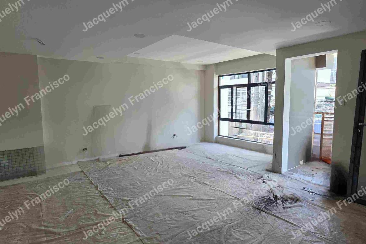 4 Bedroom Townhouse for Sale in Laging Handa, Quezon City, Metro Manila near MRT-3 Kamuning – photo 4