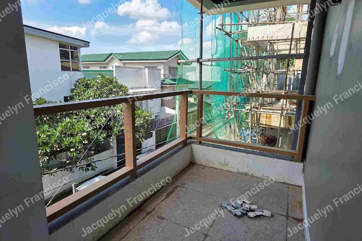 4 Bedroom Townhouse for Sale in Laging Handa, Quezon City, Metro Manila near MRT-3 Kamuning – photo 6