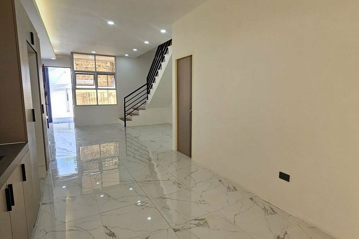 4 Bedroom Townhouse for Sale in Lahug, Cebu City, Cebu – photo 4
