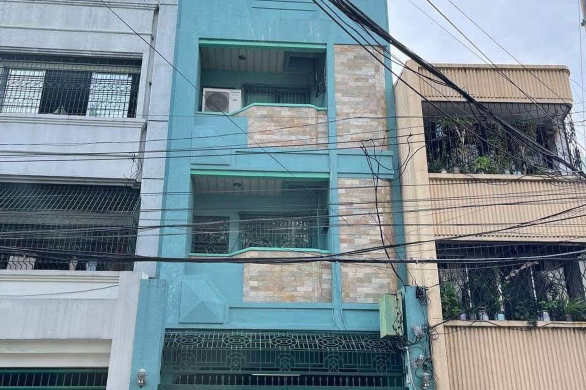 4 Bedroom Townhouse for Sale in Little Baguio, San Juan, Metro Manila