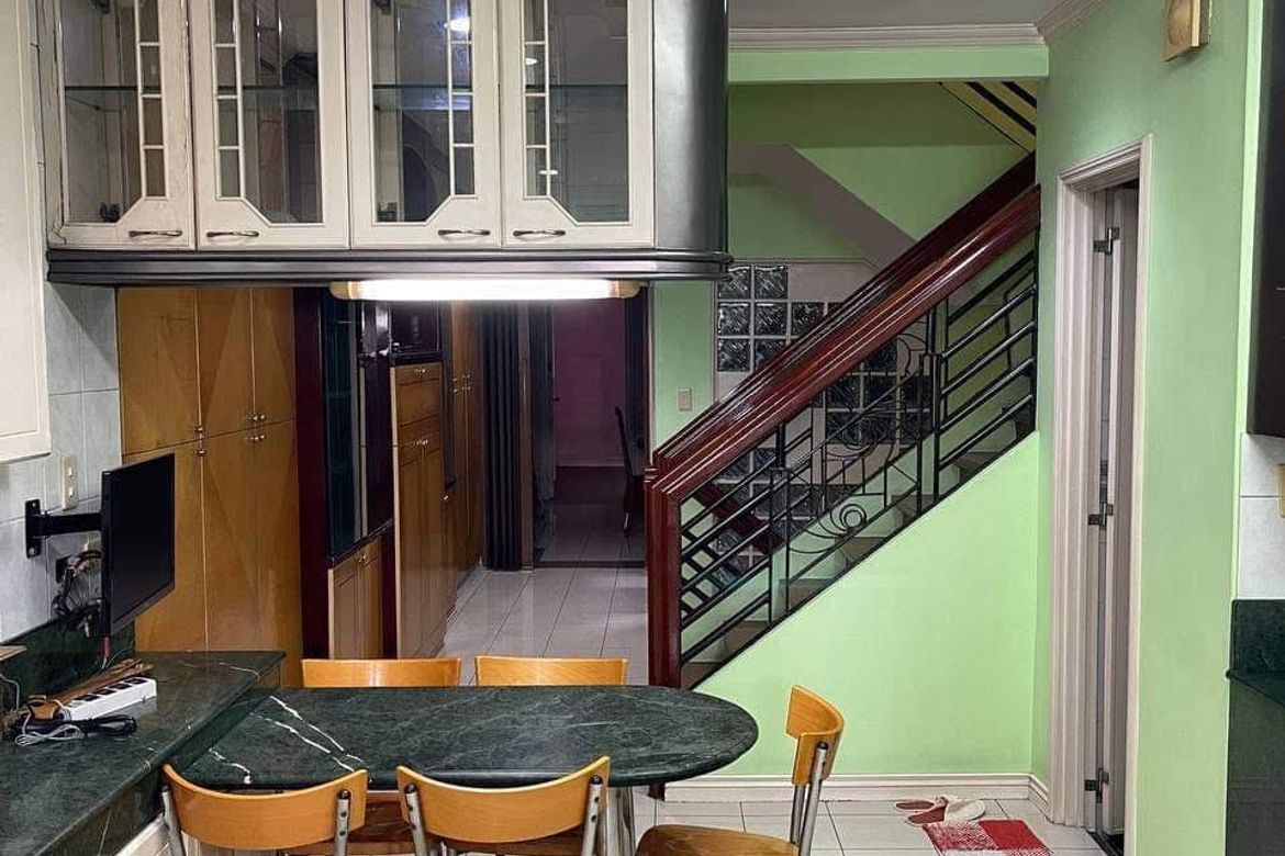 4 Bedroom Townhouse for Sale in Little Baguio, San Juan, Metro Manila – photo 2