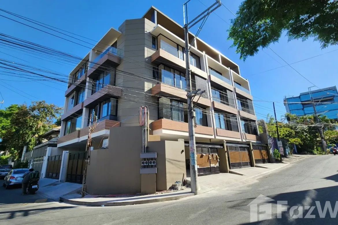 4 Bedroom Townhouse for Sale in Little Baguio, San Juan, Metro Manila