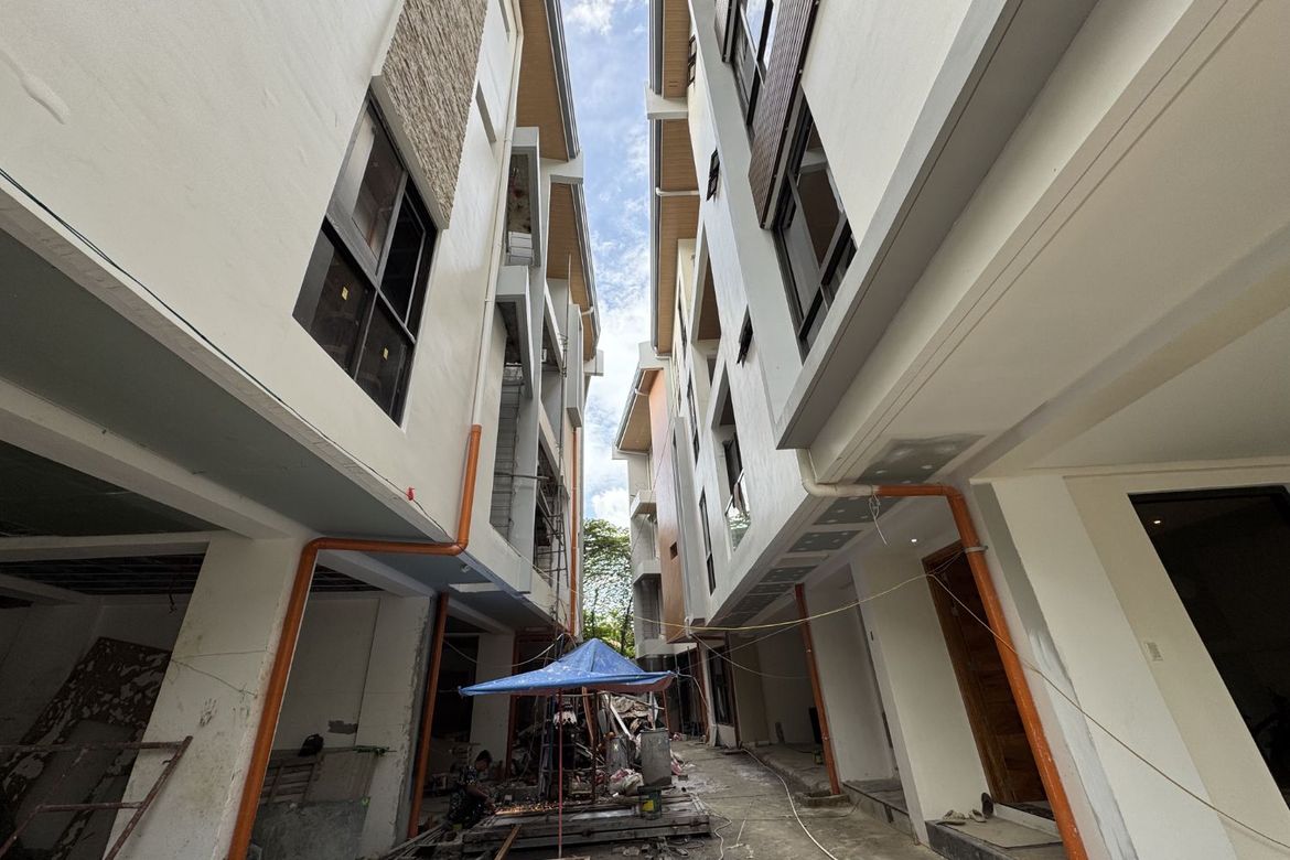 4 Bedroom Townhouse for Sale in Little Baguio, San Juan, Metro Manila – photo 3