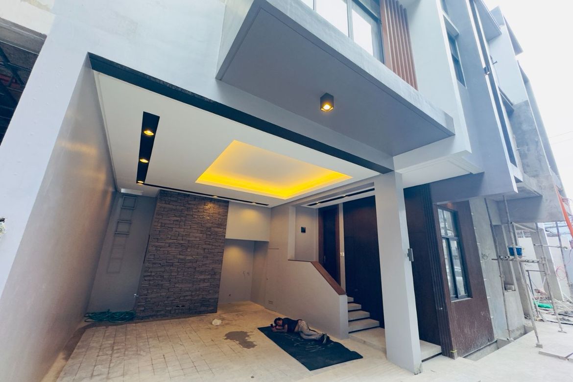 4 Bedroom Townhouse for Sale in Little Baguio, San Juan, Metro Manila – photo 2