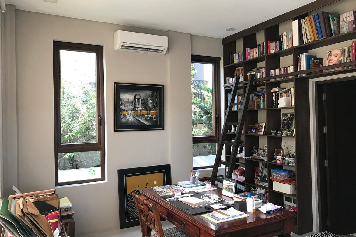 4 Bedroom Townhouse for Sale in Magallanes, Makati City near MRT-3 Magallanes – photo 8