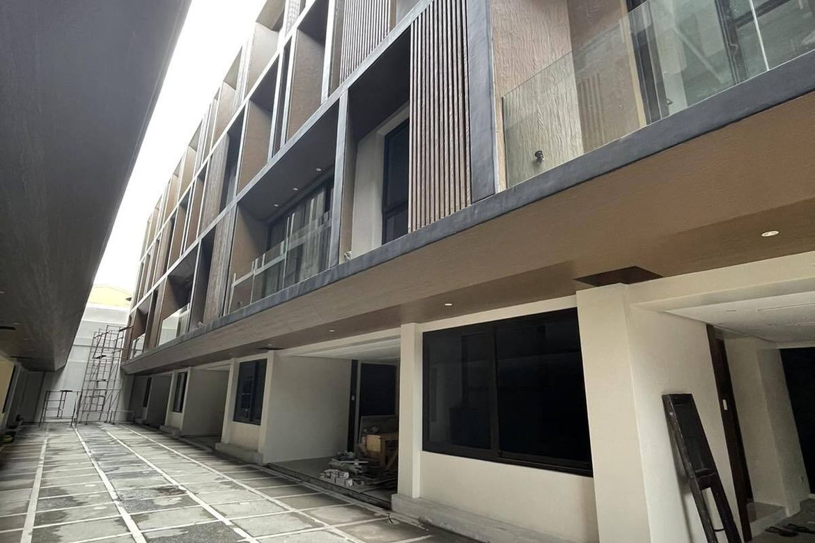 4 Bedroom Townhouse for Sale in Maharlika, Quezon City, Metro Manila – photo 4