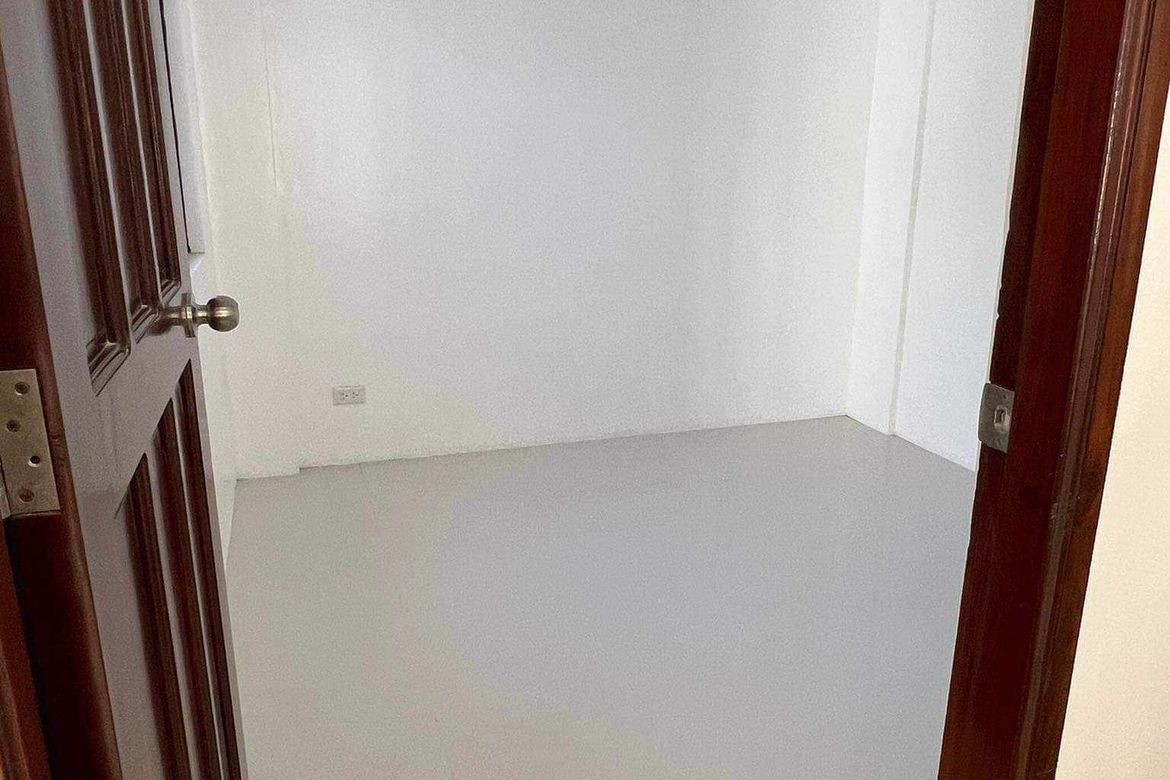 4 Bedroom Townhouse for Sale in Maitim 2nd Central, Tagaytay, Cavite – photo 3