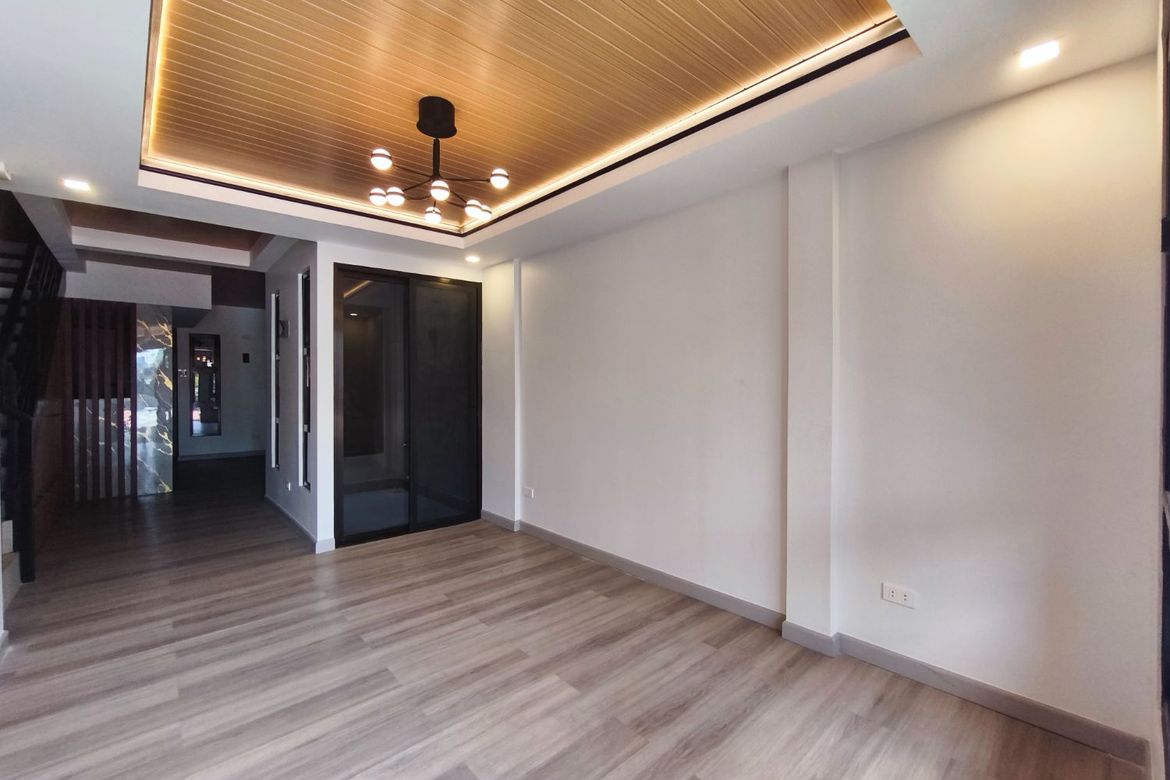 4 Bedroom Townhouse for Sale in Malanday, Marikina, Metro Manila – photo 8