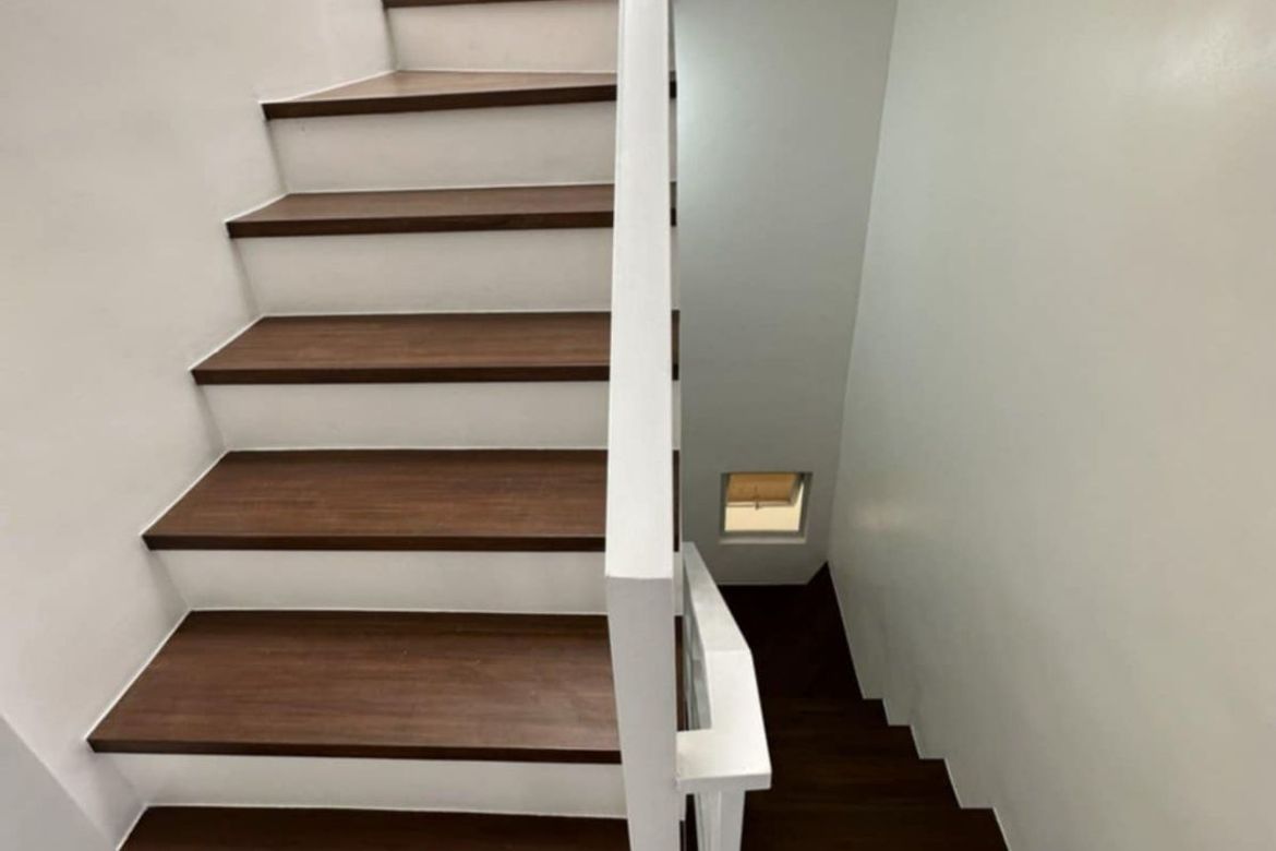 4 Bedroom Townhouse for Sale in Malate, Manila, Metro Manila near LRT-1 Vito Cruz – photo 7