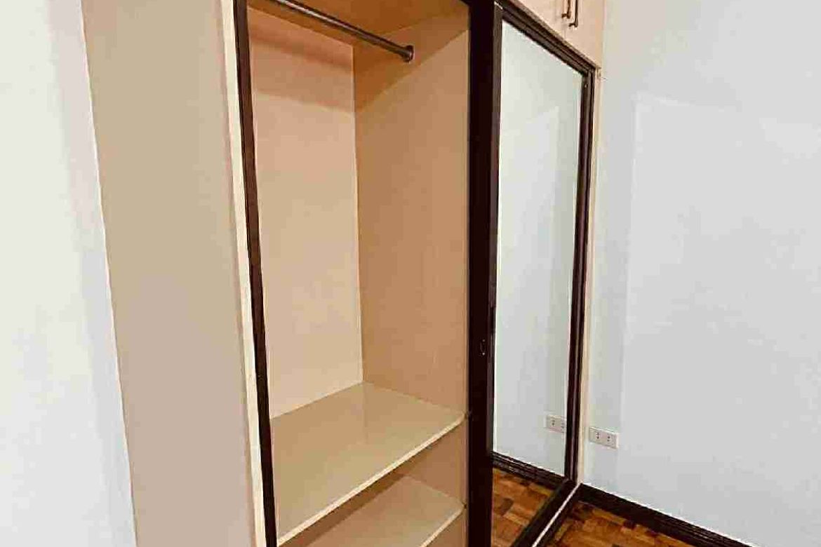 4 Bedroom Townhouse for Sale in Malate, Manila, Metro Manila near LRT-1 Vito Cruz – photo 5
