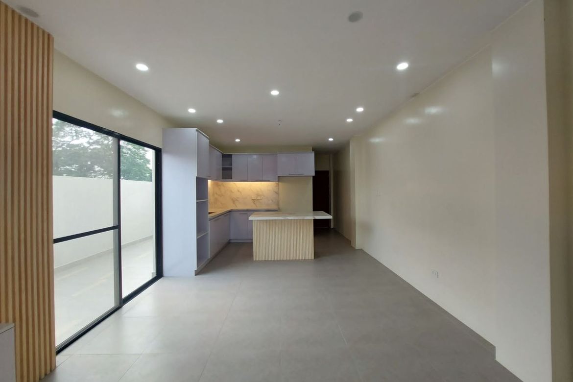 4 Bedroom Townhouse for Sale in Mambugan, Antipolo, Rizal – photo 2