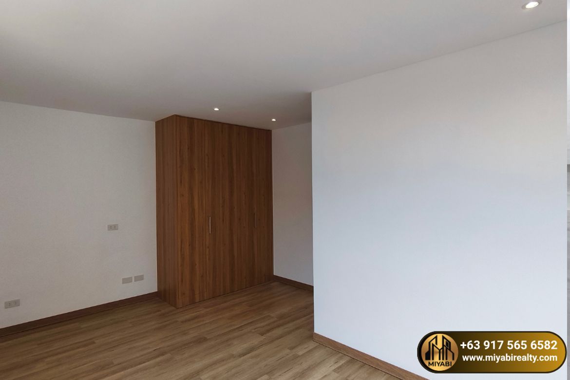 4 Bedroom Townhouse for Sale in Marilag, Quezon City, Metro Manila near LRT-2 Anonas – photo 6