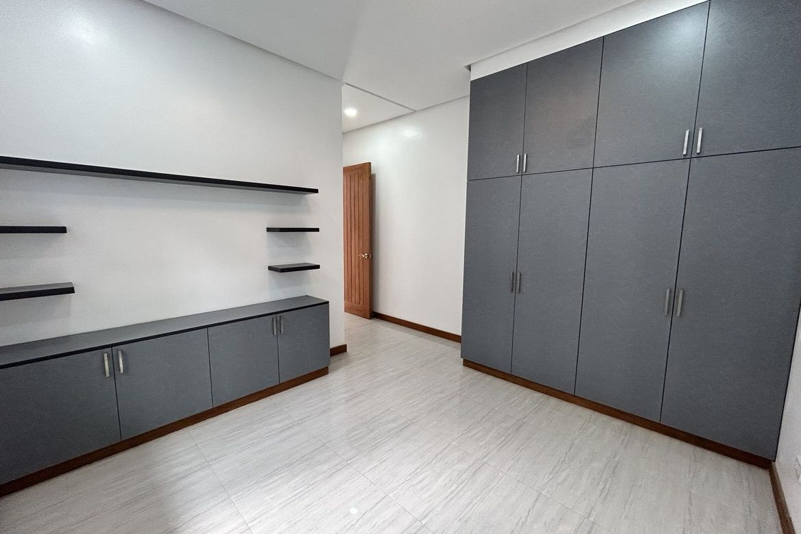 4 Bedroom Townhouse for Sale in Merville, Parañaque, Metro Manila – photo 7
