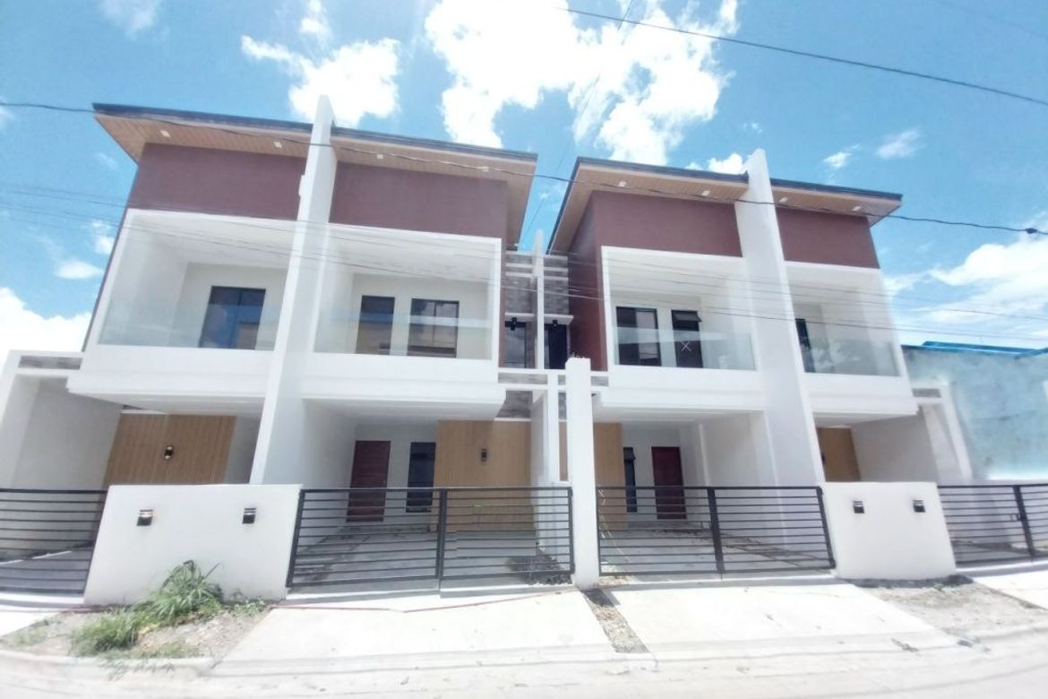 4 Bedroom Townhouse for Sale in Molino III, Bacoor, Cavite – photo 2