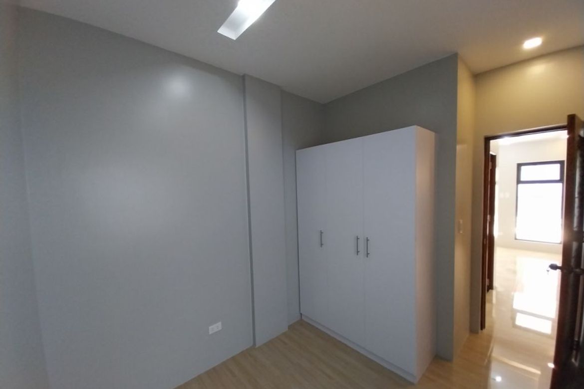 4 Bedroom Townhouse for Sale in Molino III, Bacoor, Cavite – photo 8