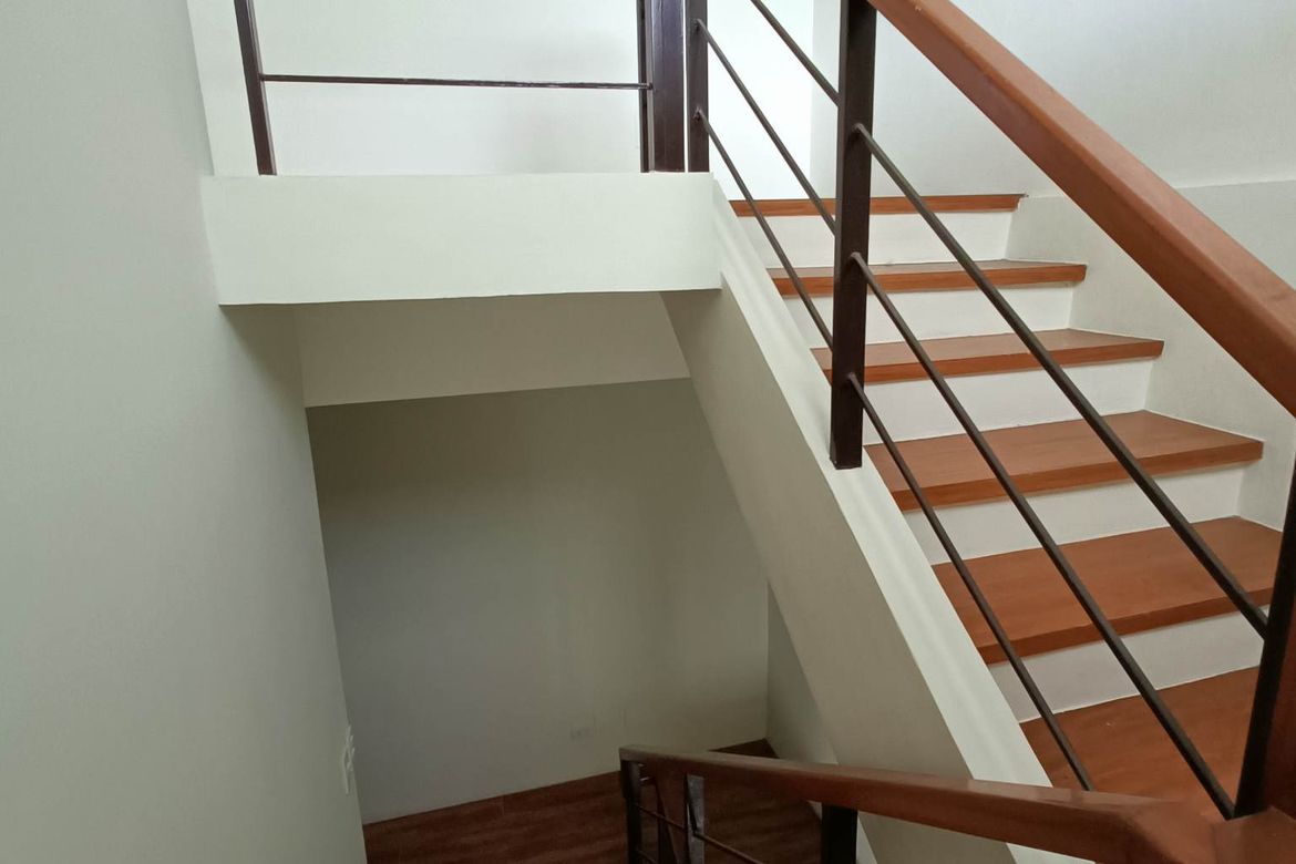 4 Bedroom Townhouse for Sale in Moonwalk, Parañaque, Metro Manila – photo 5
