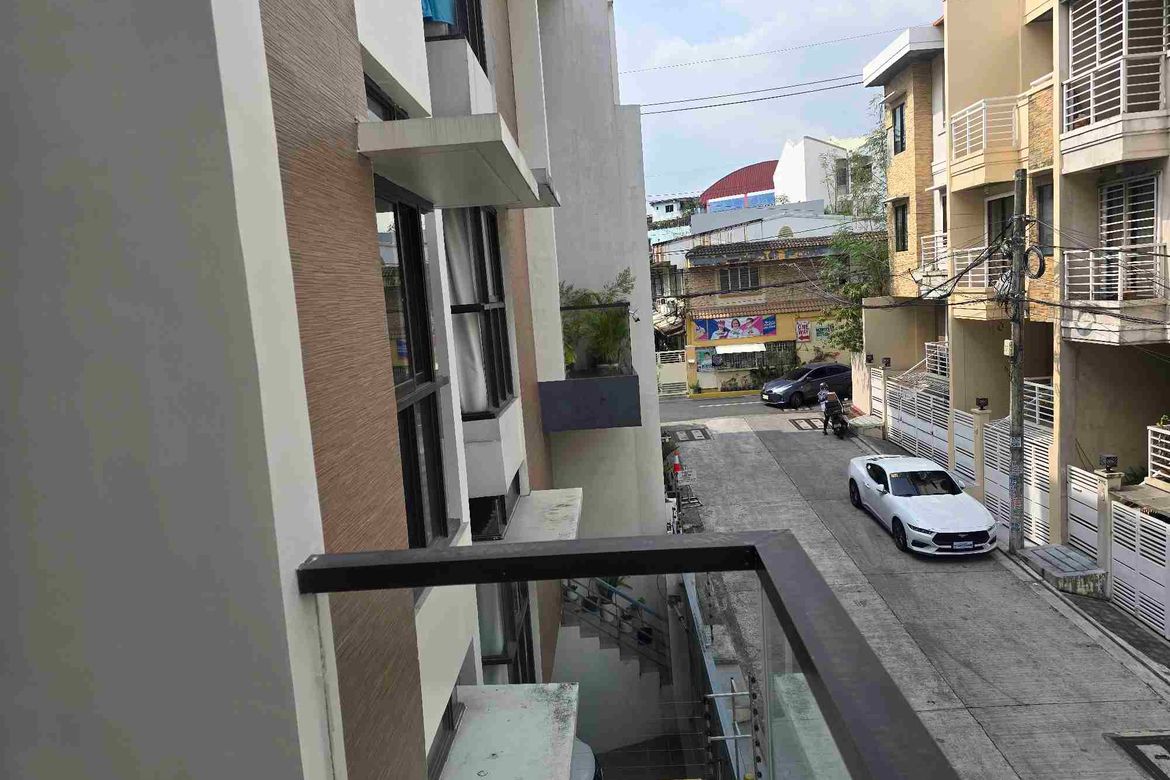 4 Bedroom Townhouse for Sale in Onse, San Juan, Metro Manila