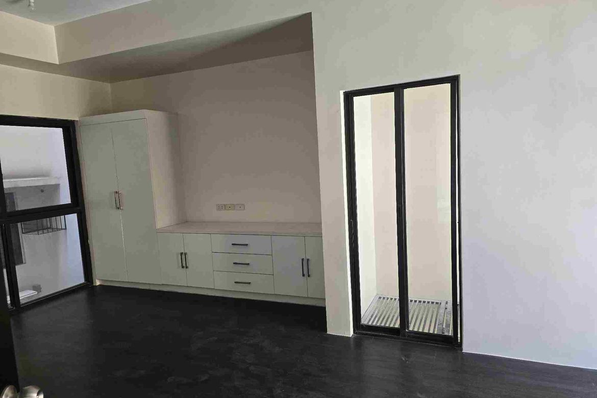 4 Bedroom Townhouse for Sale in Onse, San Juan, Metro Manila – photo 7