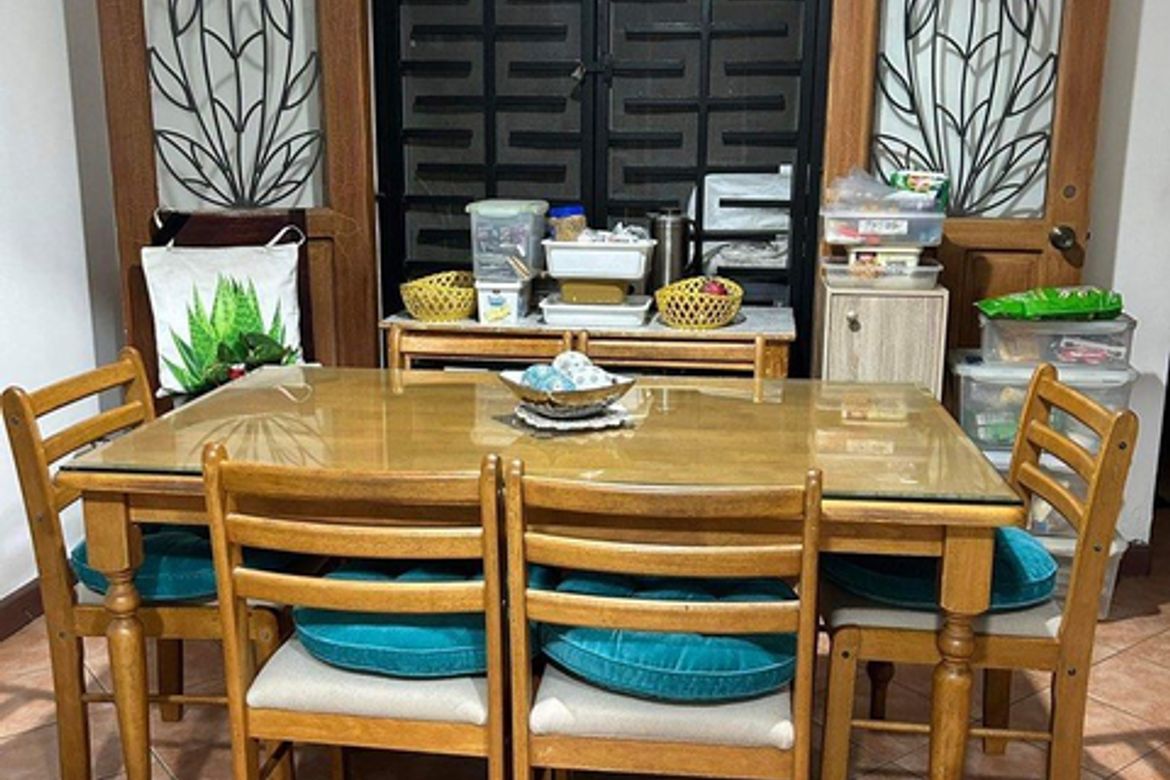 4 Bedroom Townhouse for Sale in Pamplona Dos, Las Piñas, Metro Manila