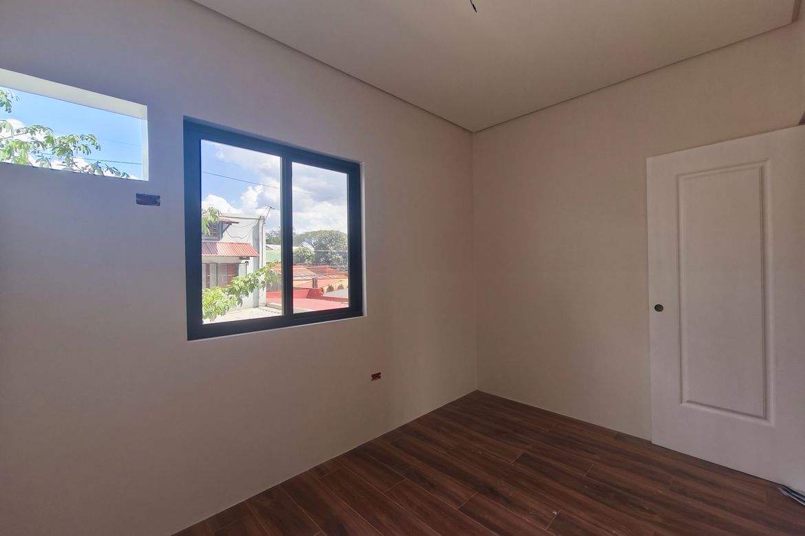 4 Bedroom Townhouse for Sale in Parang, Marikina, Metro Manila – photo 7
