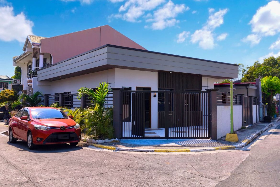 4 Bedroom Townhouse for Sale in Pilar, Las Piñas, Metro Manila – photo 2