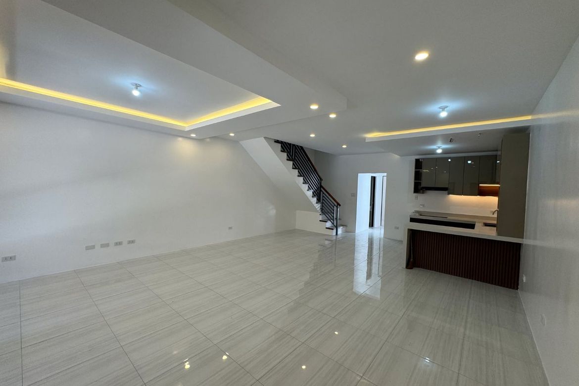 4 Bedroom Townhouse for Sale in Pilar, Las Piñas, Metro Manila – photo 6