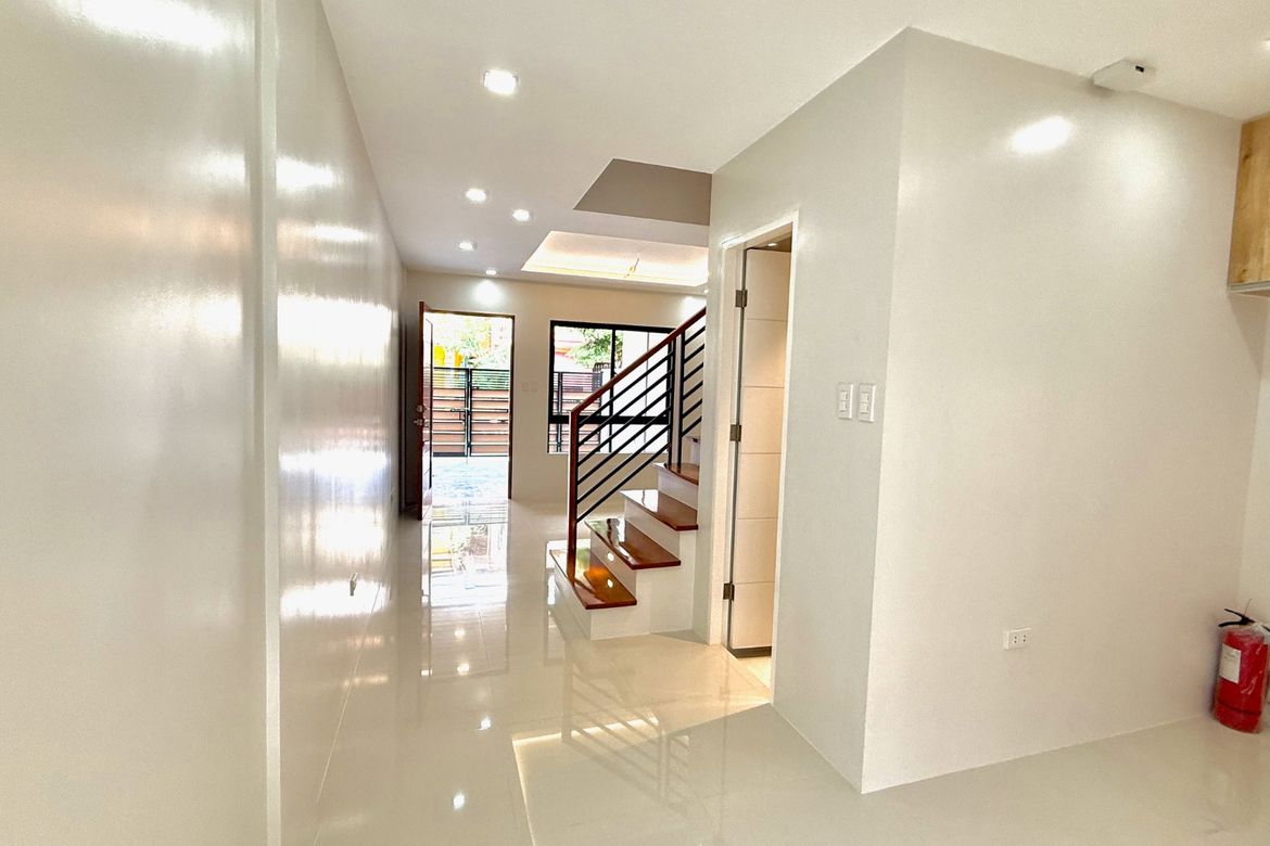 4 Bedroom Townhouse for Sale in Pilar, Las Piñas, Metro Manila – photo 7