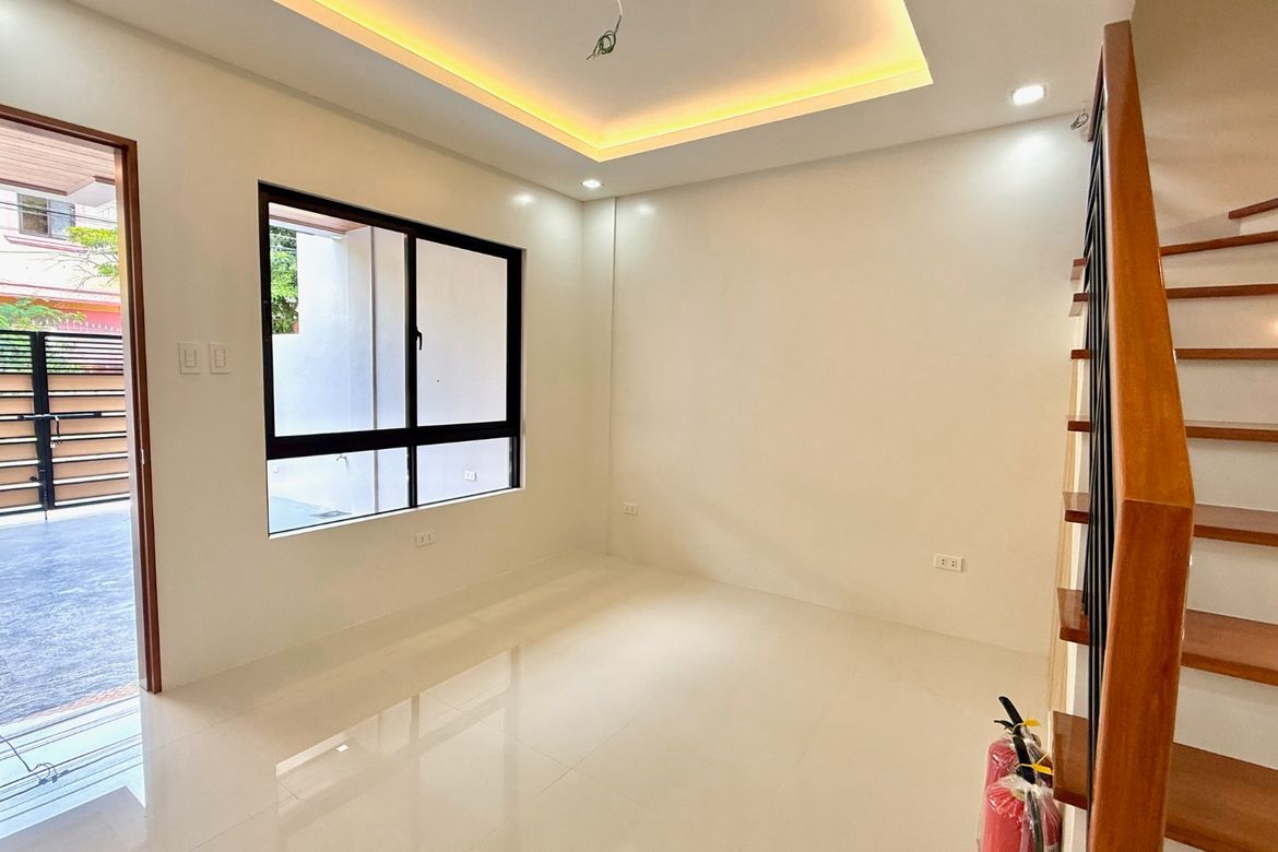 4 Bedroom Townhouse for Sale in Pilar, Las Piñas, Metro Manila – photo 8