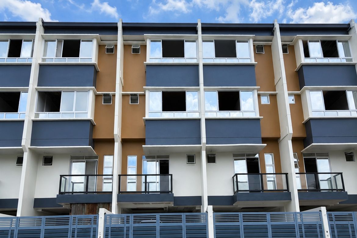 4 Bedroom Townhouse for Sale in Plainview, Mandaluyong, Metro Manila near MRT-3 Boni – photo 2