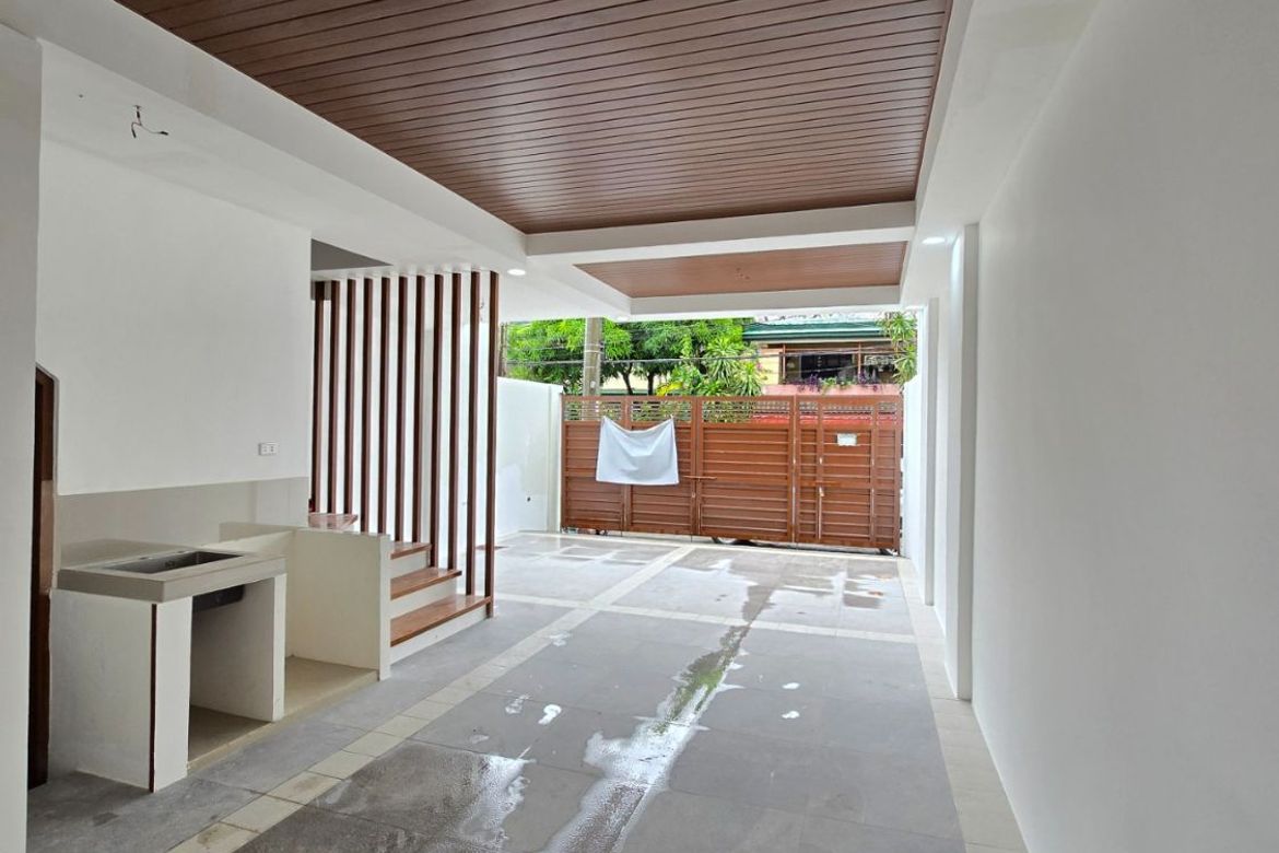 4 Bedroom Townhouse for Sale in Plainview, Mandaluyong, Metro Manila near MRT-3 Boni – photo 8