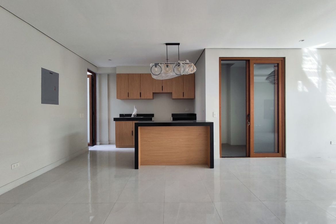 4 Bedroom Townhouse for Sale in Poblacion, San Antonio, Quezon – photo 7