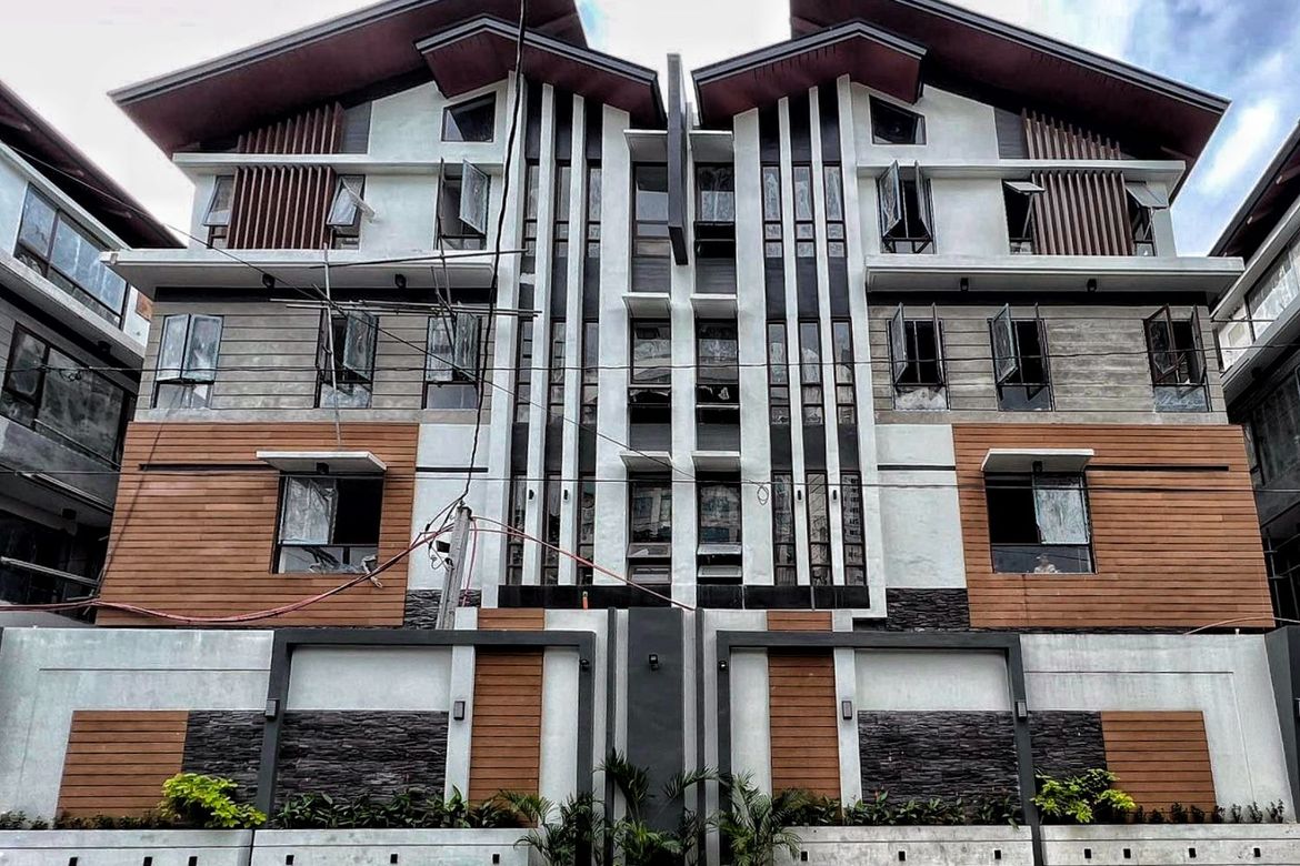 4 Bedroom Townhouse for Sale in Quiapo, Manila, Metro Manila near LRT-1 Carriedo – photo 2